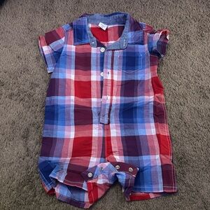 Baby gap one piece 6-12 months excellent condition barely worn